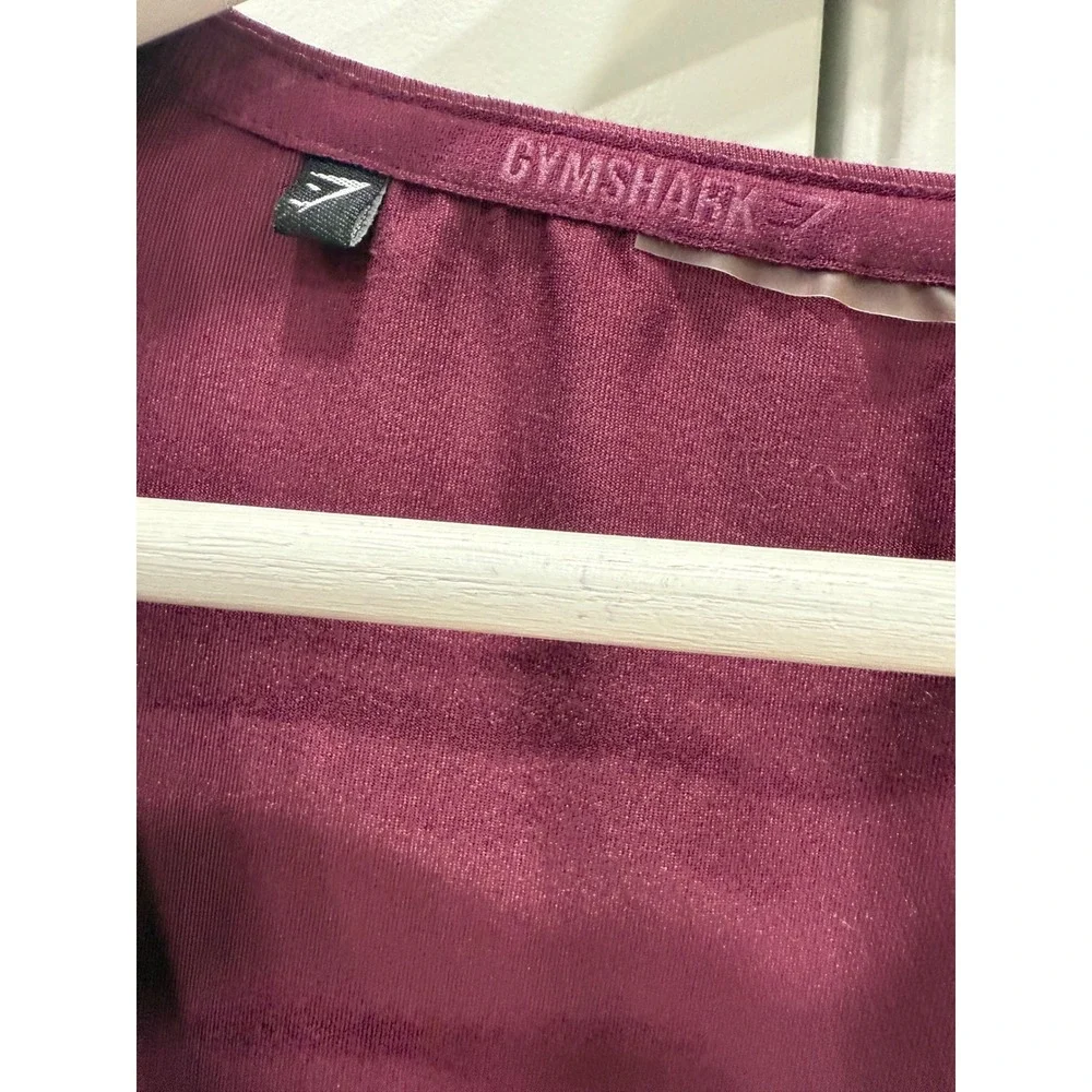 Gymshark Burgundy Long Sleeve  Crop Top Thumbholes Athletic‎ Athleisure Womens - Picture 5 of 10